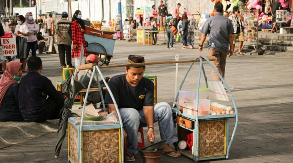 65fba5559da39-masyarakat-jakarta_1265_711