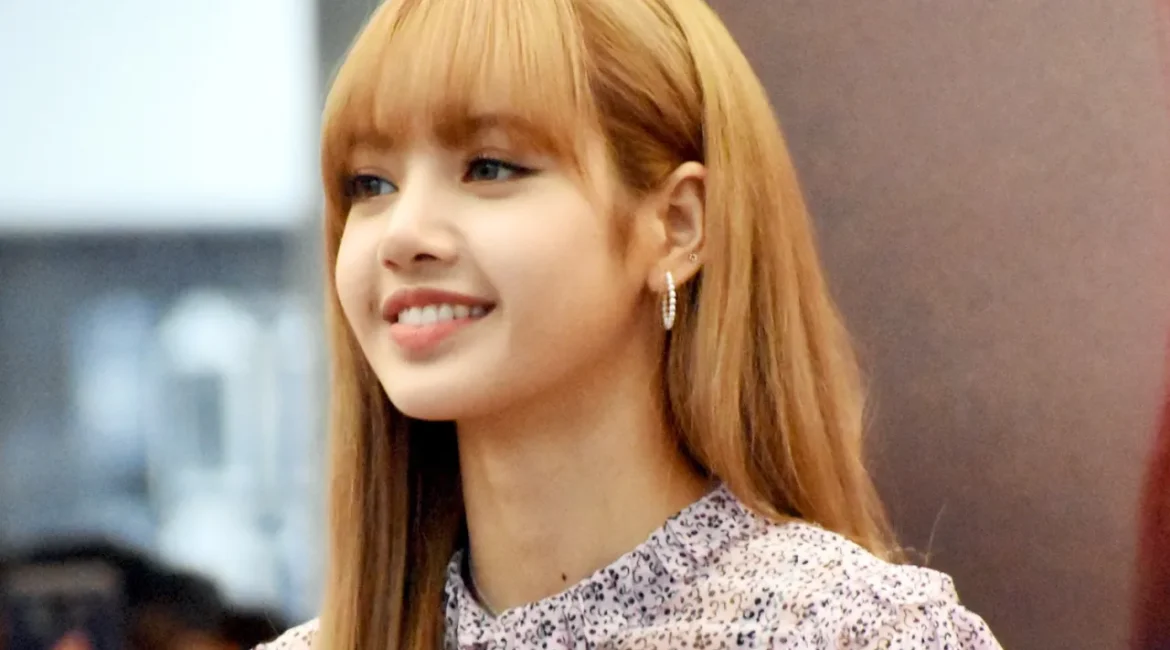 Lisa-Manoban-BlackPink