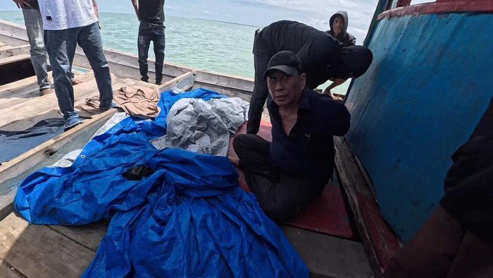 Gagal Melipir ke Negeri Jiran! Kronologi Penangkapan Ko Erwin, Bandar Penyuap Eks Kapolres Bima saat Hendak Kabur ke Malaysia