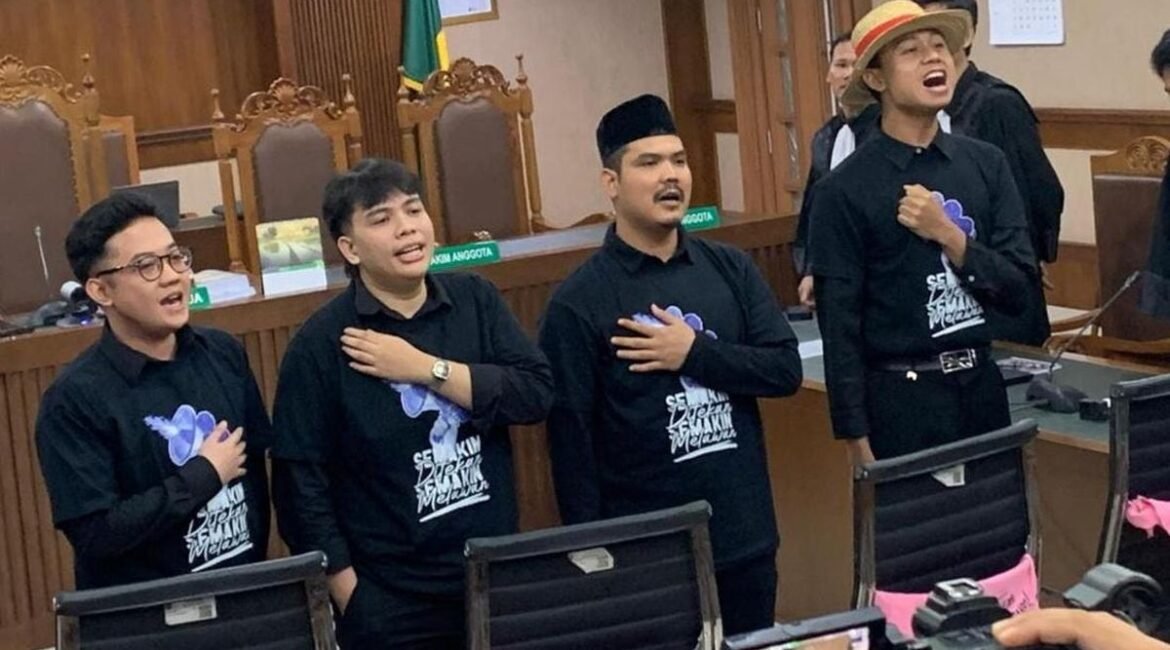 4-terdakwa-kasus-penghasutan-demo-ricuh-agustus-2025-divonis-bebas-muliadetikcom-1772796153953_169