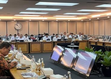 Sentilan Menohok DPR: BPIP Jangan Sampai Kalah 'Keren' dan Eksis dari Pemuda Pancasila!