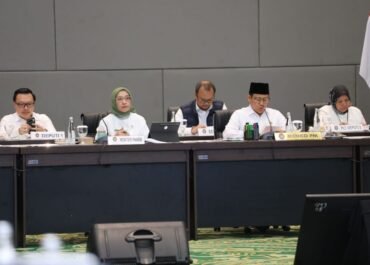 Triliunan APBN Kurang Ngefek? Menteri Rini 'Ngegas' Tekankan Akselerasi Dukungan Pengentasan Kemiskinan!