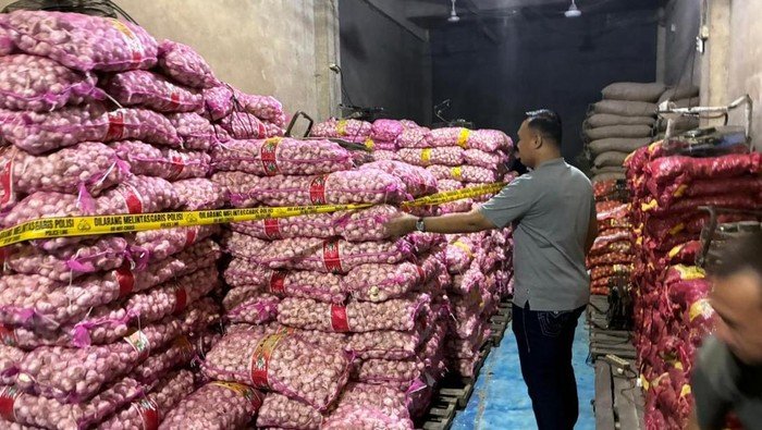 Selamatkan Petani Lokal! Bareskrim Gagalkan Penyelundupan Puluhan Ton Bawang Impor Ilegal di Kalbar