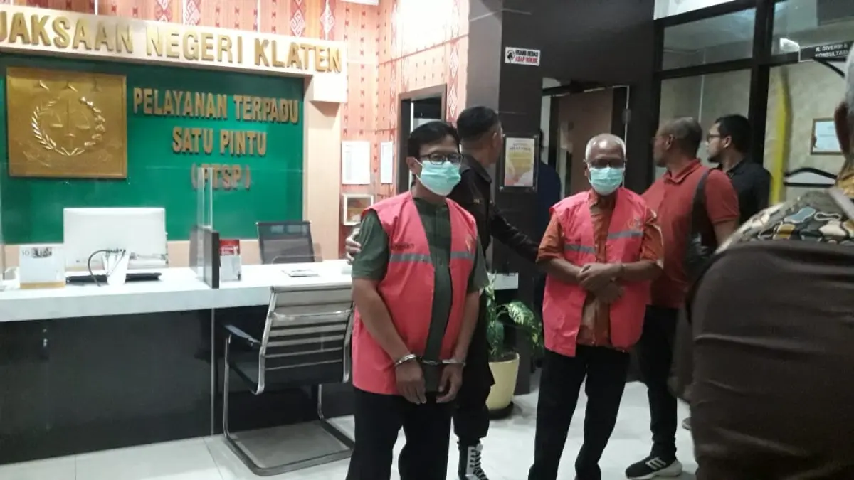 Hilang Urat Malu! Kades di Klaten Ditahan Kejari Gegara Diduga Korupsi Dana Renovasi Masjid