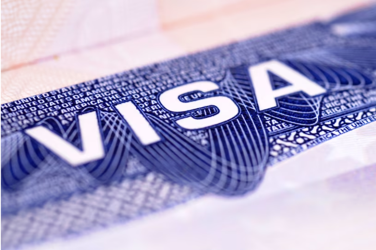Buntut Panjang! Indonesia Tinjau Ulang Bebas Visa ASEAN Usai Penggerebekan Markas Judol WNA
