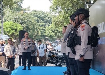 Antisipasi Anarkisme! Kapolri Harap Polisi Punya Seragam yang Aman Jika Dilempar Molotov