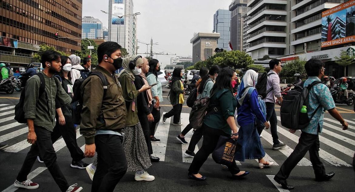 potret-kawasan-perkantoran-jakarta-saat-ump-naik-36-persen-3_169