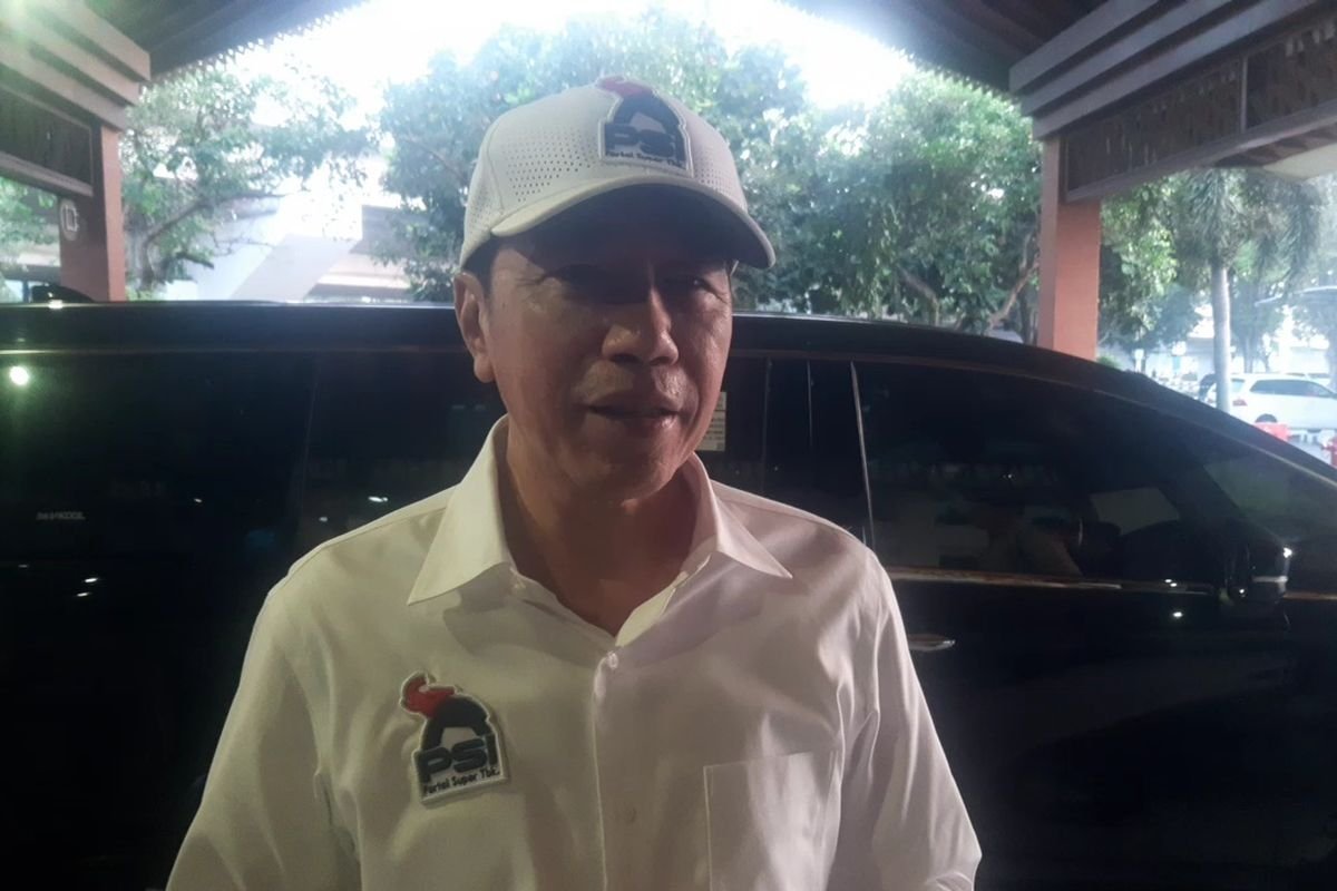 Sinyal Kuat di Balik Safari! Jokowi Safari Politik dengan Atribut PSI, Disebut Tanda Bukan PDI-P Lagi