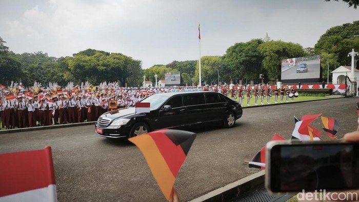 prabowo-terima-kunjungan-presiden-jerman-di-istana-rolando-fransiscusdetikcom-1781498582859_169