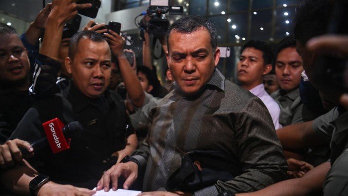 Pemeriksaan Maraton! Silmy Karim Masih Diperiksa Intensif di KPK Usai Serahkan Diri