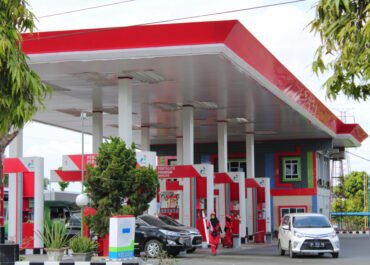 Pengamat Soroti Dasar Hukum Larangan Pengisian BBM Bersubsidi di NTT
