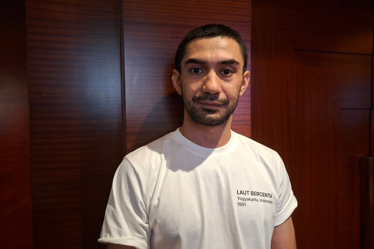 Reza Rahadian Kembali Jadi Biru Laut, Ini Alasan Produser Film Laut Bercerita