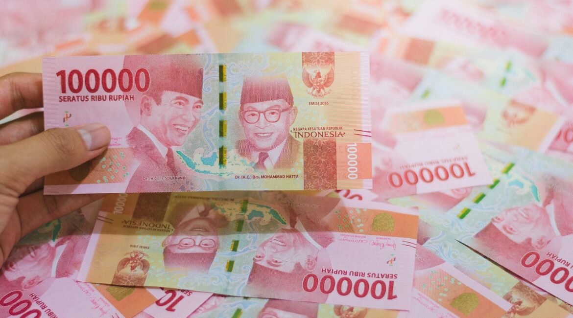cash-7406000_1280