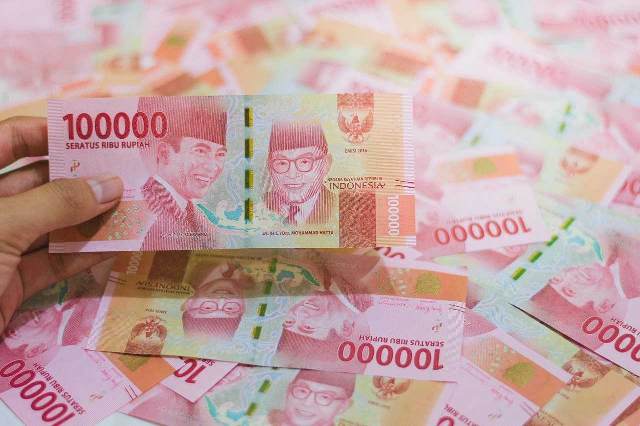 Kaget Namanya Dipakai Ajukan Utang, Emak-Emak di Polewali Mandar Datangi DPRD Minta Perlindungan