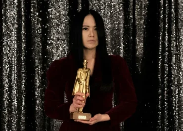 The Sacred Riana Raih ‘Oscar Dunia Sulap’ di Prancis, Cetak Sejarah untuk Indonesia