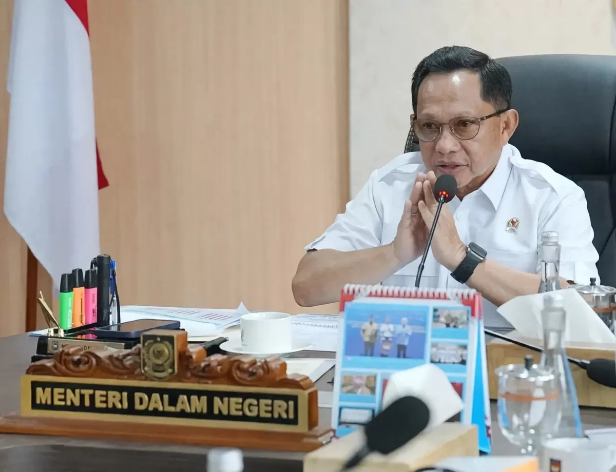 Mendagri Minta Pemda Perketat Aturan Larangan Pembakaran Lahan untuk Cegah Karhutla
